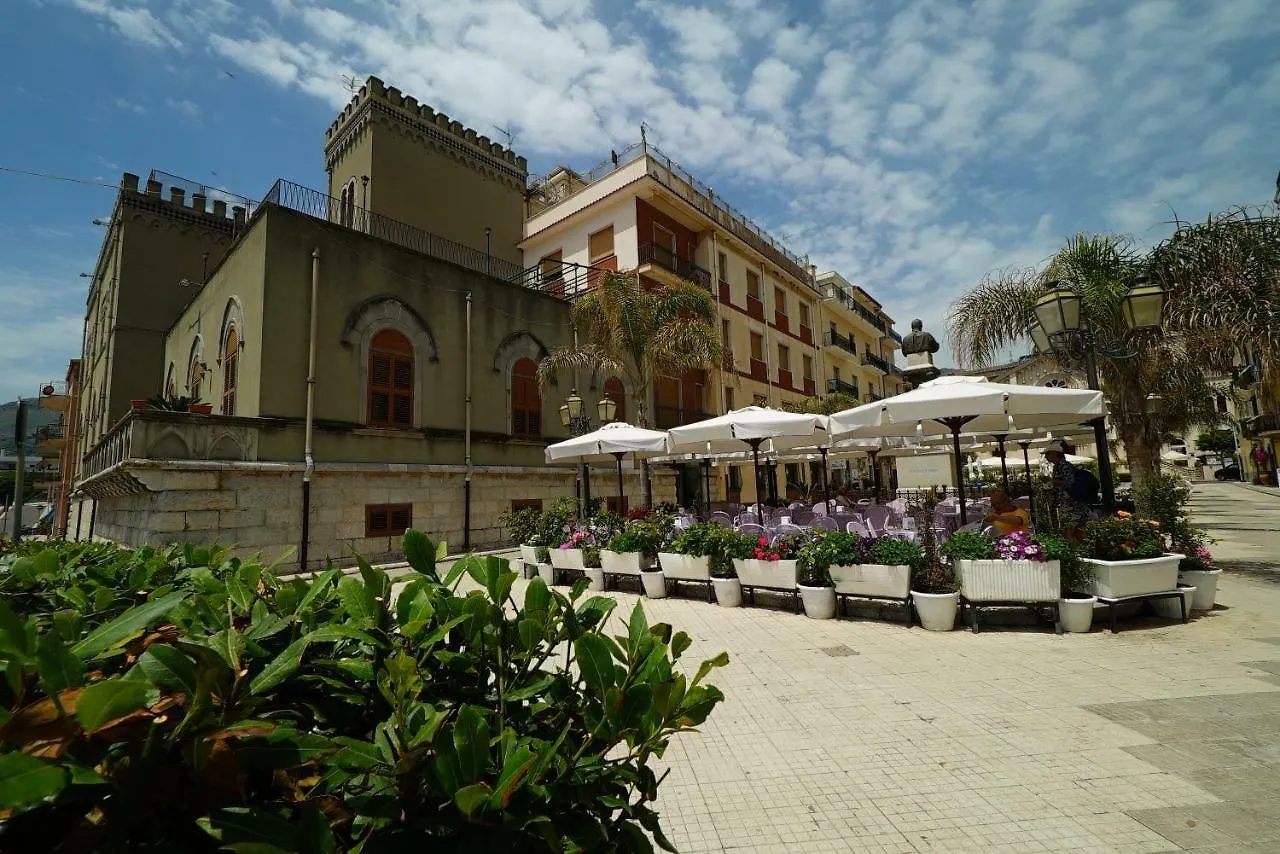 **  Palazzo Durante Hotel Letojanni Italy