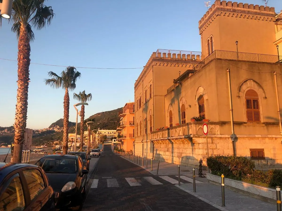 Palazzo Durante Hotel Letojanni 2*,